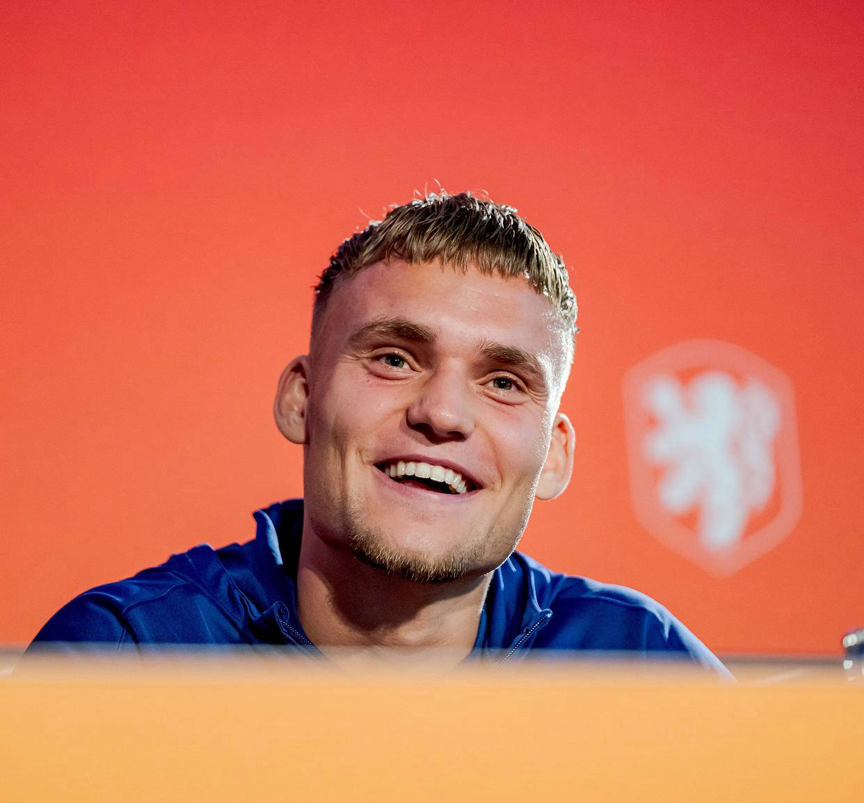 关于荷兰客场惨败挪威,晋级前景动摇的信息 关于荷兰客场惨败挪威,晋级前景动摇的信息