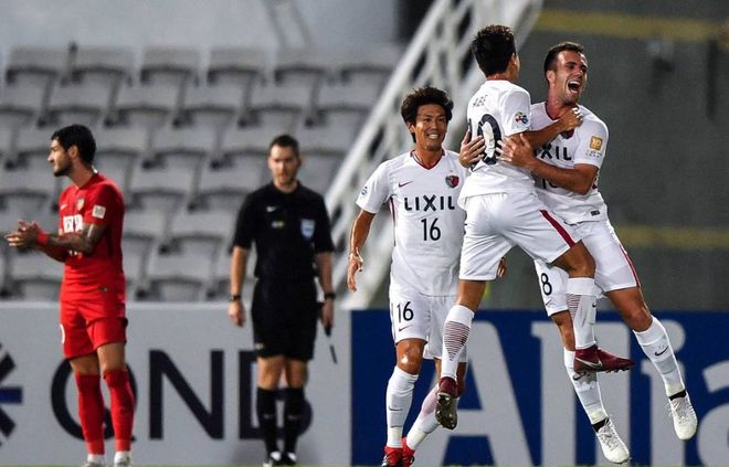 包含挑战传奇！亚洲足球盛事传奇续写的词条