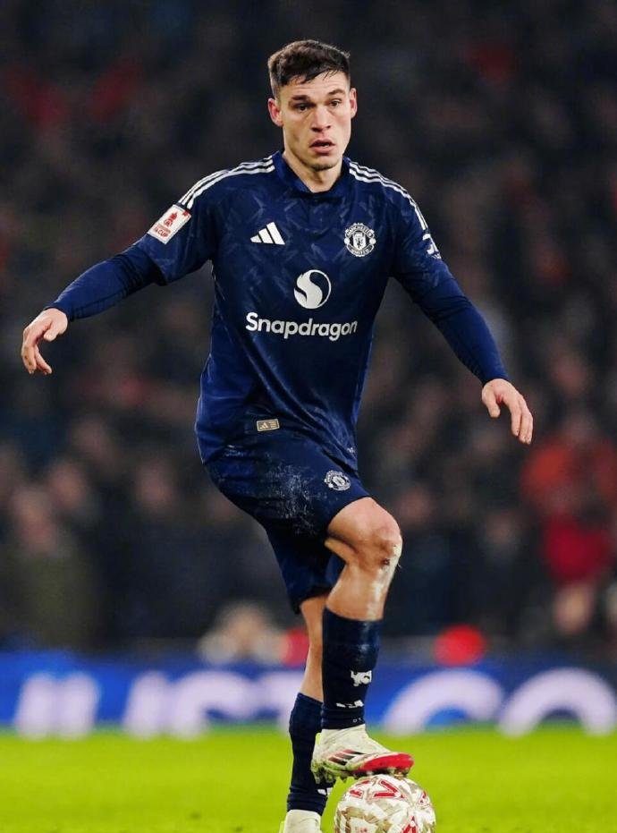 曼联老将无助，英超前途一片迷茫