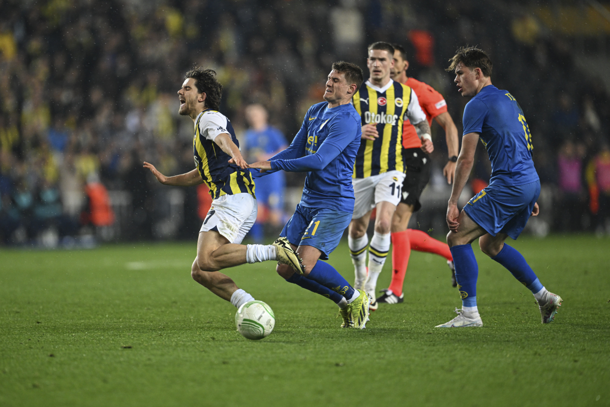 国际俱乐部足球世界顶尖赛事场面动人的简单介绍 国际俱乐部足球世界顶尖赛事场面动人的简单介绍